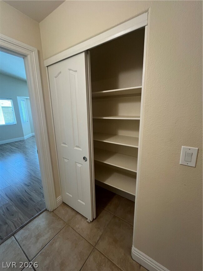 Building Photo - 3309 Blueberry Climber Ave