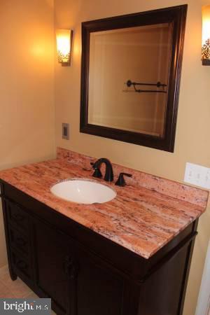 Building Photo - 13493 Higgs Ct
