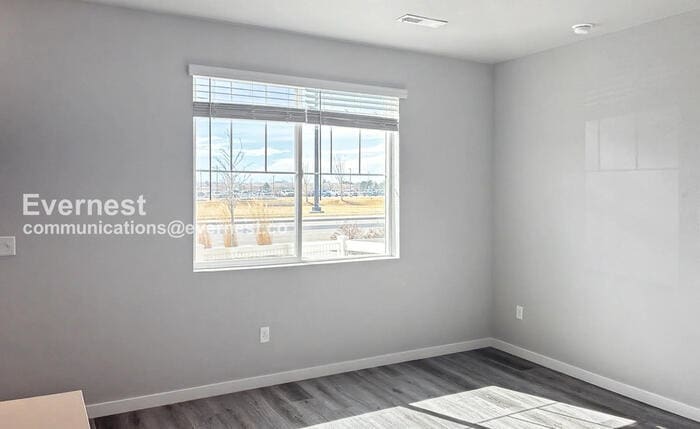 Building Photo - 235 Molinar St