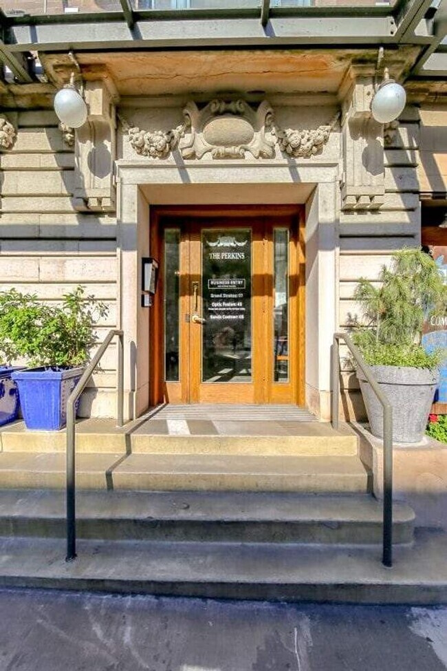 Building Photo - 1101 A St