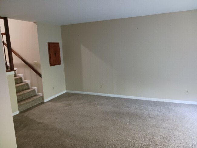 Building Photo - 130 W Midvale Ave