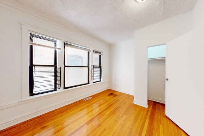 Floorplan - 5452 S. Ellis Avenue