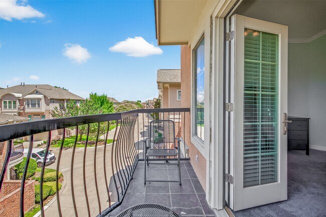 Building Photo - 7926 Stoneyway Dr