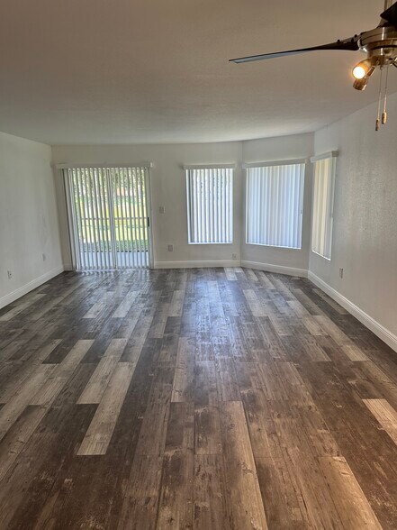 Building Photo - 2341 NW 33rd St