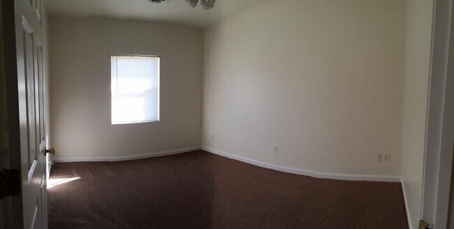Building Photo - 1503 Colin Bradley Dr