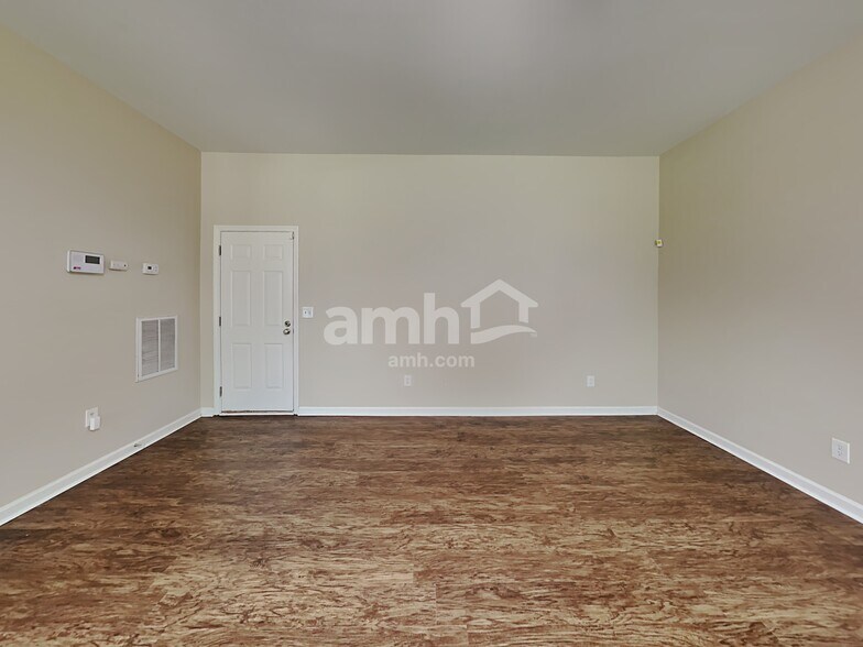Building Photo - 2934 Gayle Manor Ln