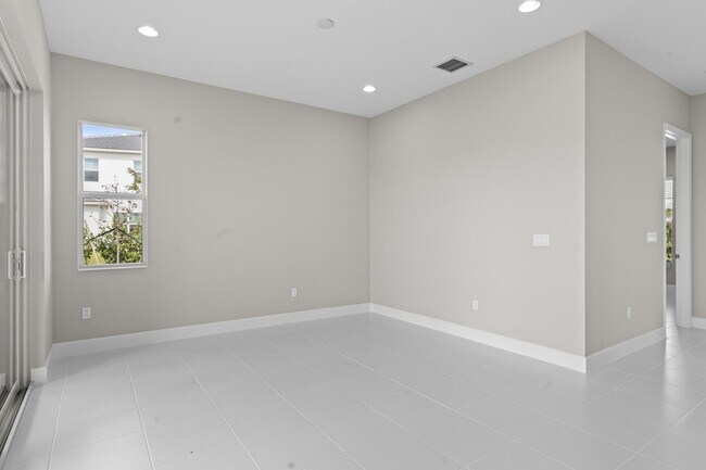 Building Photo - 5715 Bristlecone Cmns