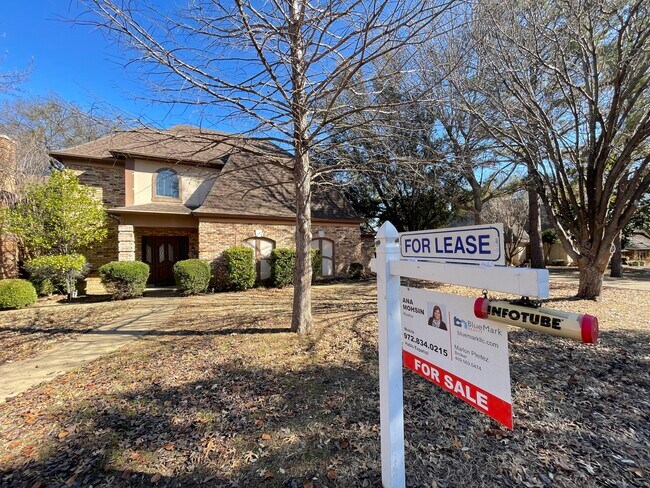 Building Photo - 3622 Green Hollow Dr