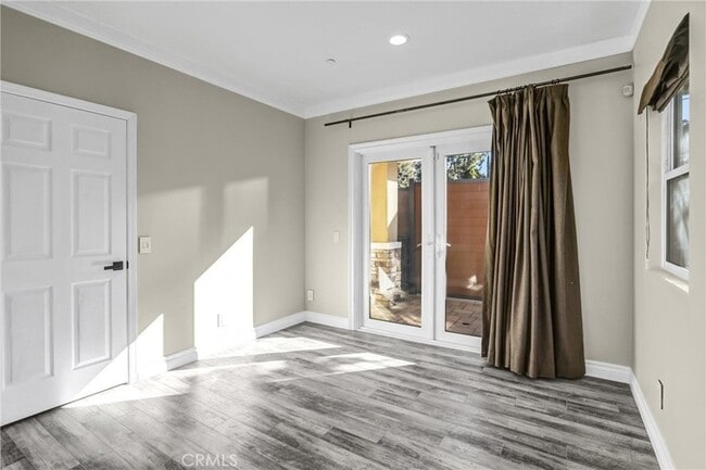 Building Photo - 3329 E Virginia Ave