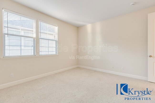 Building Photo - 6335 Newhaven Ln