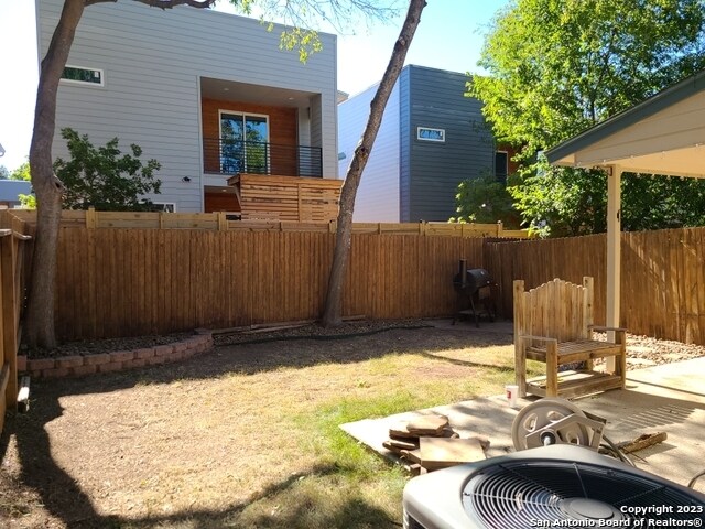 Building Photo - 8107 Rustic Park