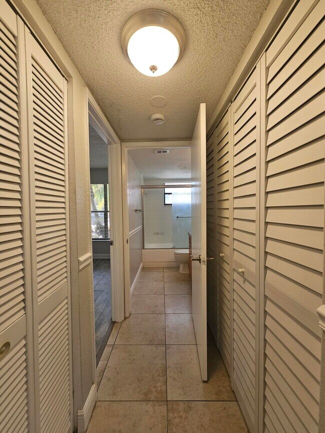 Building Photo - 1700 Windorah Way