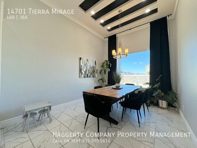 Building Photo - 14701 Tierra Mirage Ave
