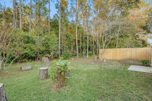 Building Photo - 3861 Karissa Ann Pl E