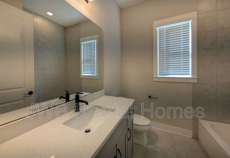 Building Photo - 141 Topside Dr.