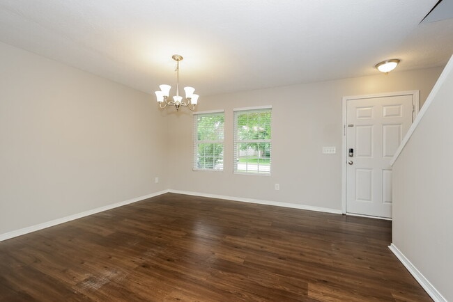 Building Photo - 5624 Dory Dr