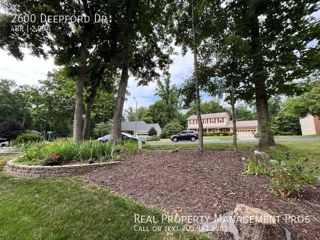 Building Photo - 2600 Deepford Dr