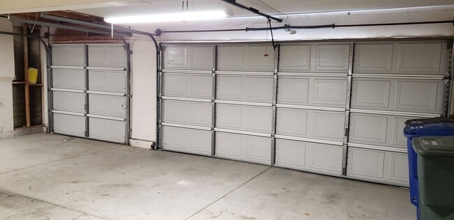 Building Photo - 7621 Kelty Dr