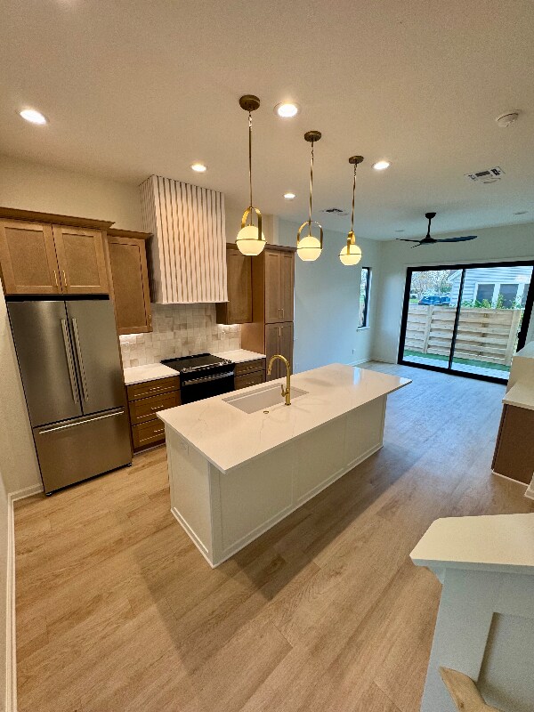 Building Photo - 3010 N Main St