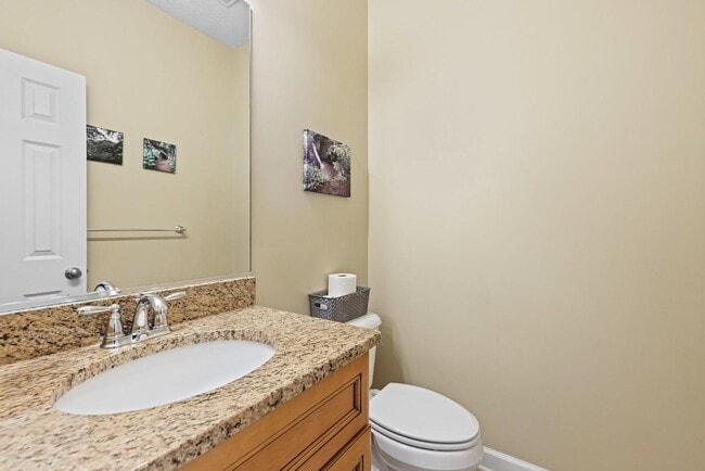 Building Photo - 323 Fox Hill Rd