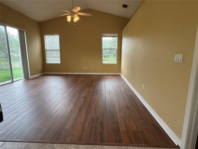 Building Photo - 10207 Quails Landing Ave