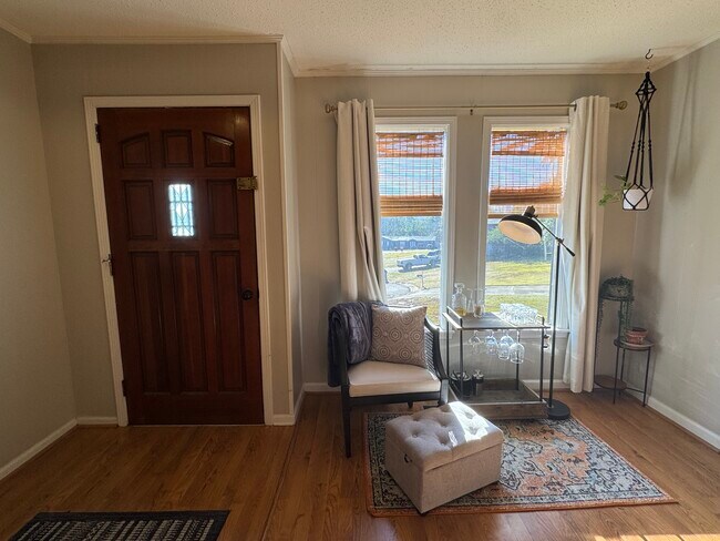 Building Photo - 409 Crosscreek Cir