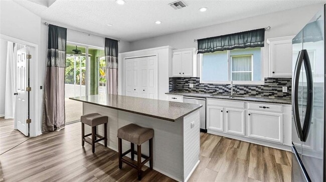 Building Photo - 10443 Peppergrass Ct