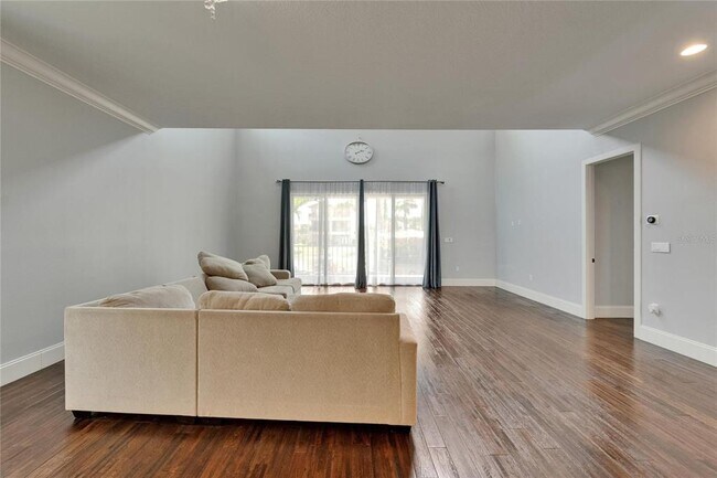 Building Photo - 6116 Lagomar Ln