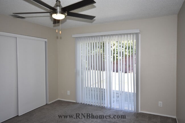 Building Photo - 5578 Coronado Way