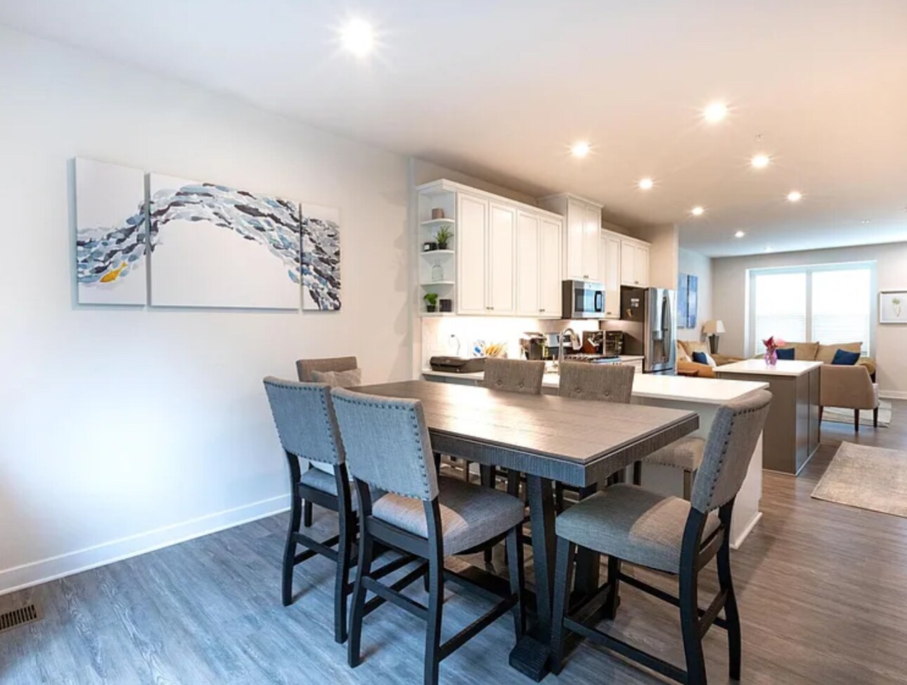 Spacious dining area with beautiful lighting - 314 Music Hall Way