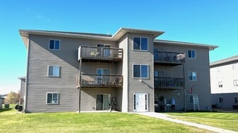 Building Photo - 121 Oak Ridge Ave