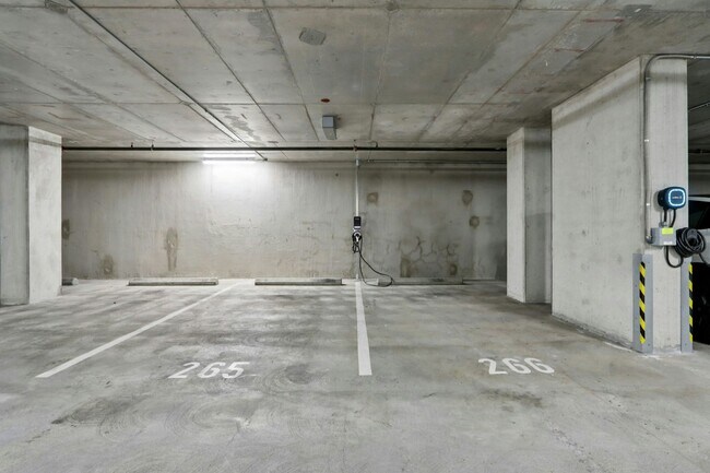 Building Photo - 38 N Almaden Blvd