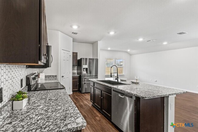 Building Photo - 132 Ragnar Dr