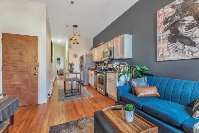 Building Photo - 554 OBSERVER Hwy