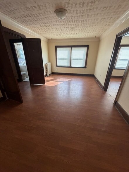 Interior Photo - 529 N Main St