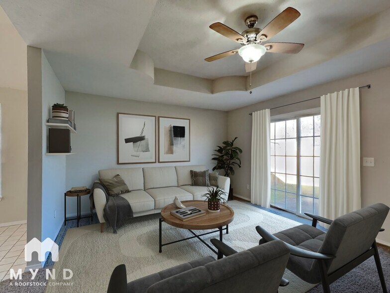 Building Photo - 3945 W Maple St