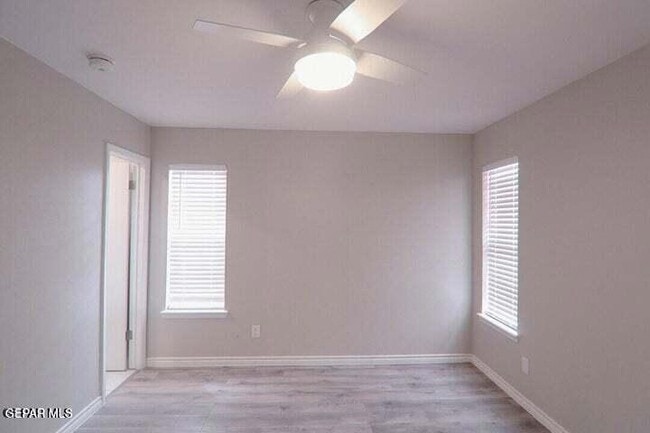 Building Photo - 727 Arredondo Dr