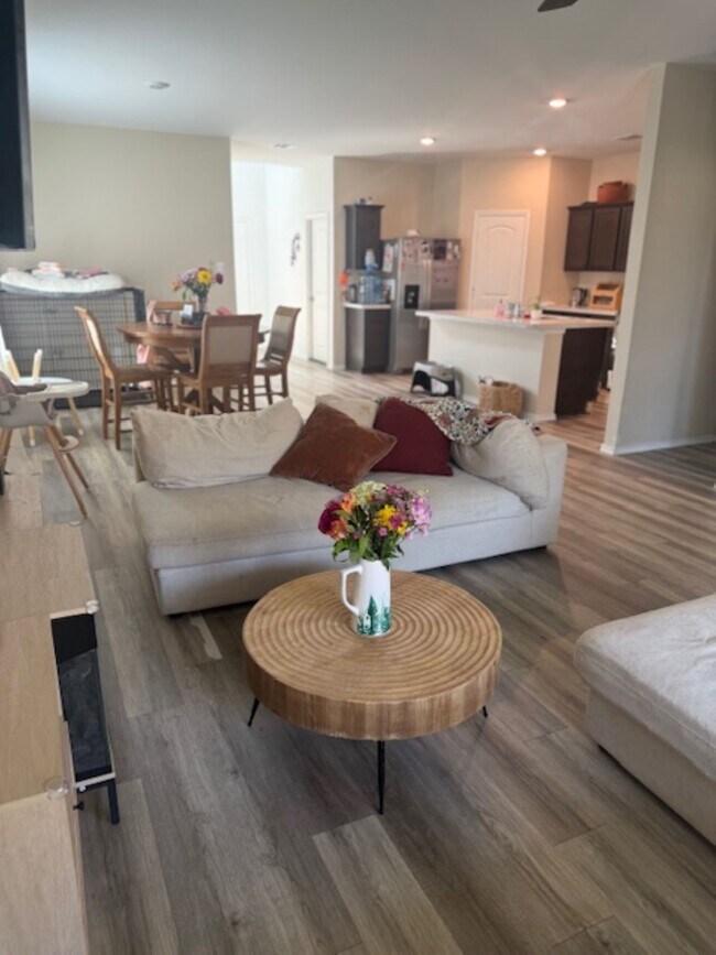 Building Photo - 23547 Nectar Crst Hts