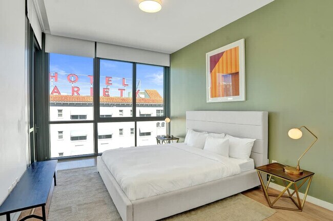 Building Photo - 1220 17th St