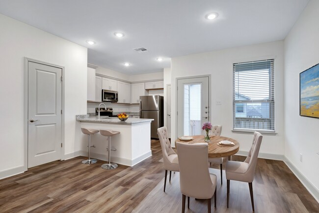 Building Photo - Beautifully Designed Townhome with Upscale Finishes