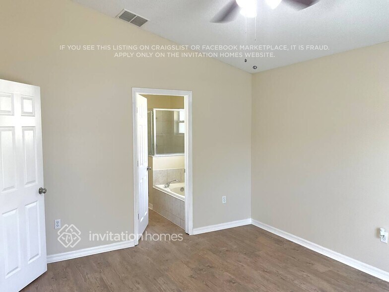 Building Photo - 409 Fox Loop