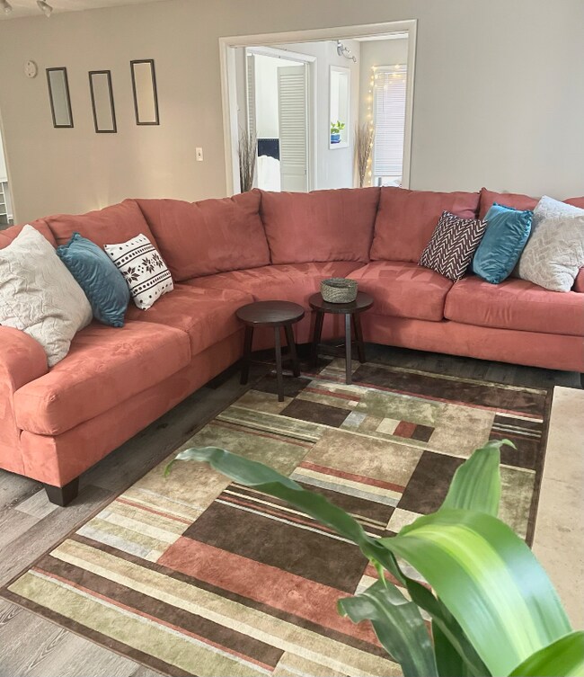 Building Photo - 1535 Terrell Mill Pl SE