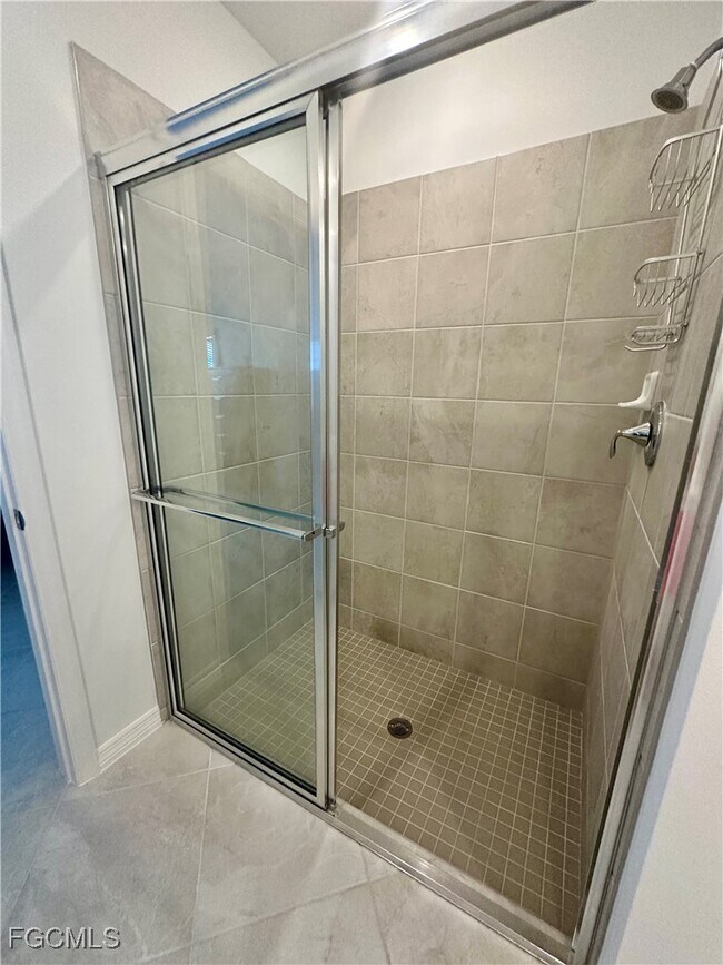 Building Photo - 20610 Hazelnut Ct