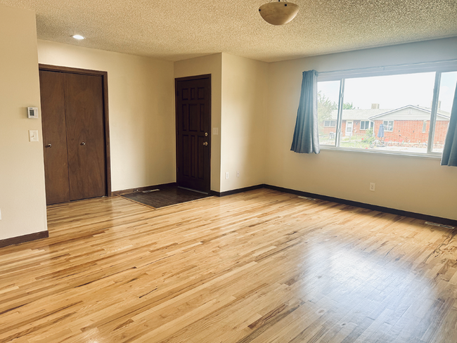 Building Photo - 9438 W 56th Pl