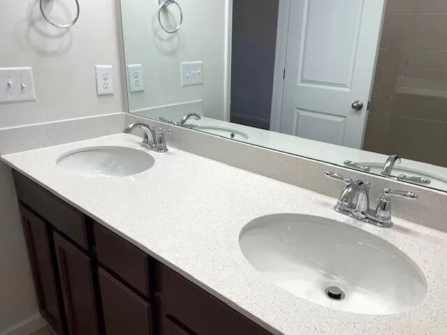 Building Photo - Room in Townhome on Johns Walk Way
