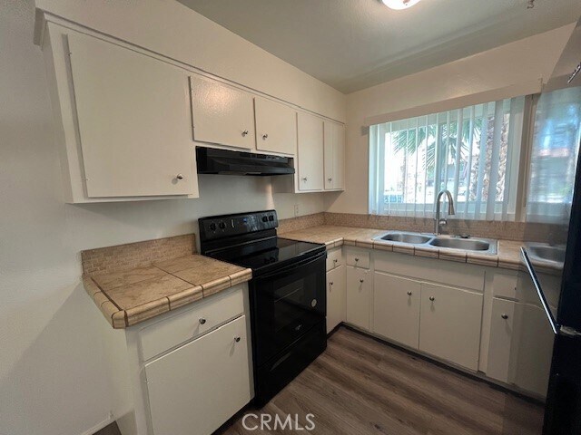 Building Photo - 51099 Eisenhower Dr