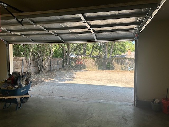 Building Photo - 403 Frankie Ln