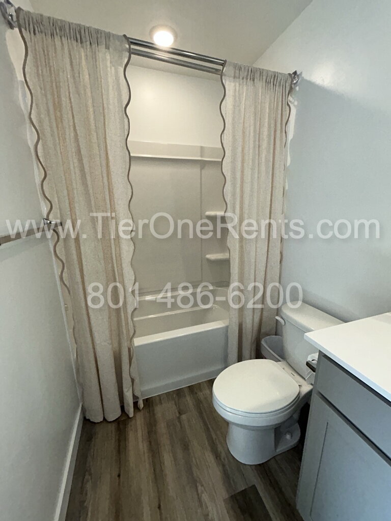 Building Photo - NO DEPOSIT option available for qualified renters!