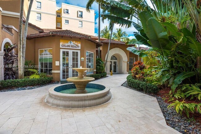 Building Photo - 19999 E Country Club Dr