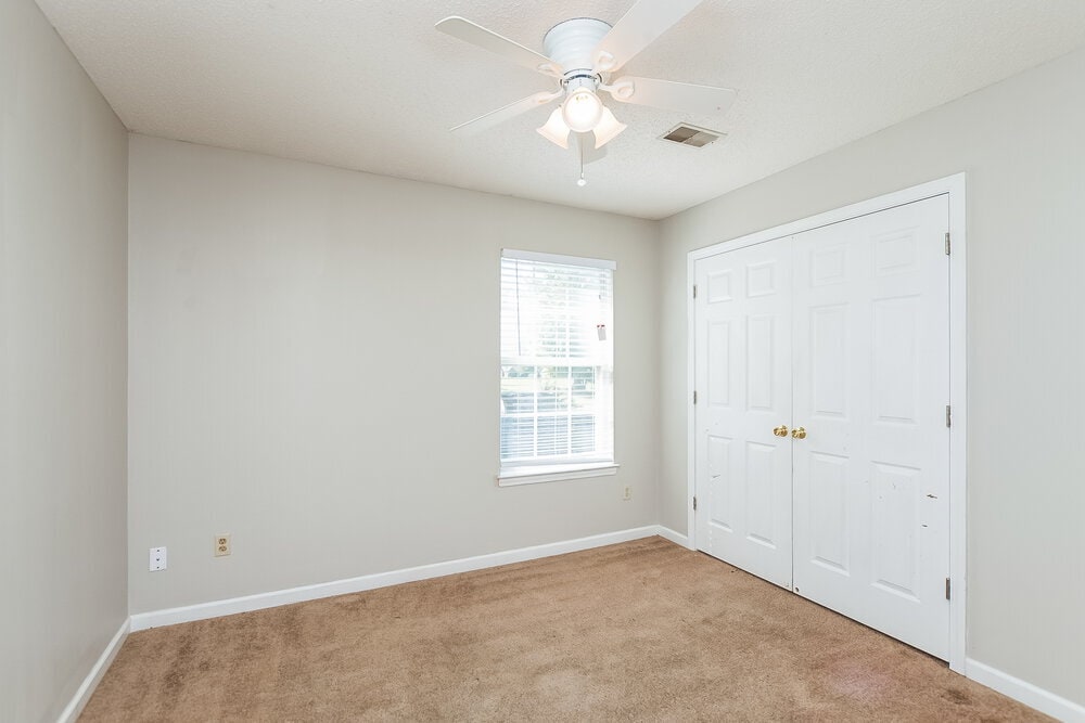 Building Photo - 4371 Shadow Ridge Dr